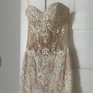 Strapless Wedding Dress Mesh Jewelled Bodice with Tool Bottom